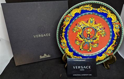 roi roe gianni versace